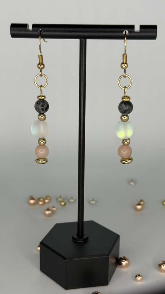 GOLD OPAL EARING
